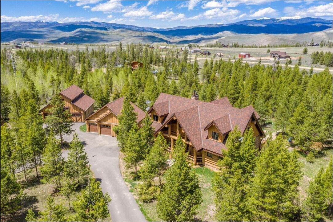 160 County Rd 6236 in Granby, CO - Building Photo