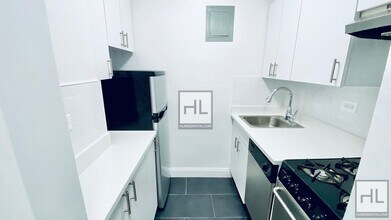 EAST 35 STREET in New York, NY - Building Photo - Building Photo