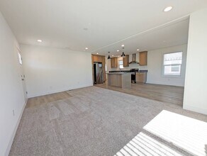 400 Sulphur Bank Dr in Clearlake Oaks, CA - Building Photo - Building Photo