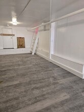 801.5 High St, Unit 8015 in Holyoke, MA - Building Photo - Building Photo