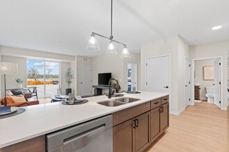 Oberon in St. Paul, MN - Building Photo - Building Photo
