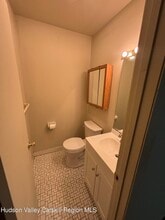 201 Briarwood Ct in New Paltz, NY - Building Photo - Building Photo