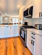 216 Parker Hill Ave in Boston, MA - Building Photo - Building Photo