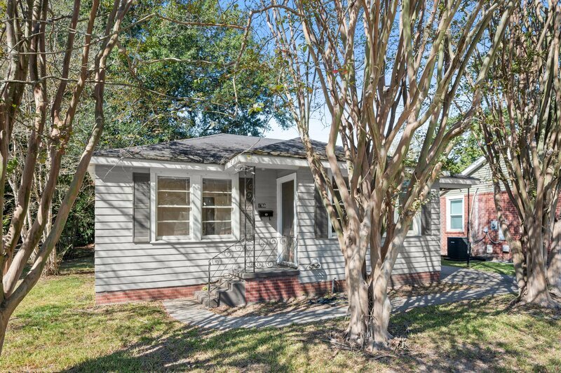 1768 College Dr in Baton Rouge, LA - Foto de edificio