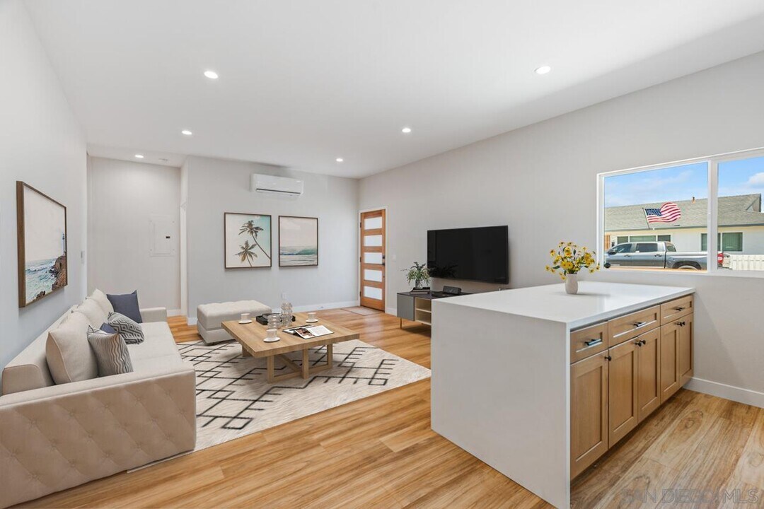1489 Fern Ave in Imperial Beach, CA - Building Photo