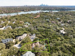 2900 Meandering River Ct in Austin, TX - Building Photo - Building Photo