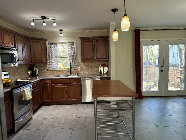 2262 Locke Cir in Birmingham, AL - Foto de edificio - Building Photo