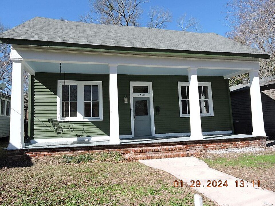 1250 Perkins Rd in Baton Rouge, LA - Building Photo