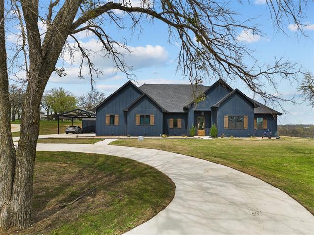 130 Cochran Rd in Weatherford, TX - Building Photo