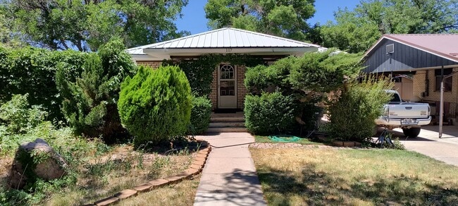 property at 117 N 200 W St