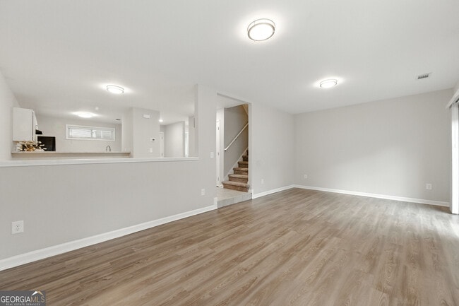 property at 2017 Oak Park Ln
