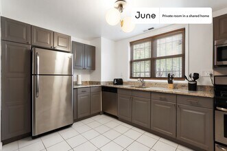 Room in Shared 5 bed/2 bath home, Unit 2A in Washington, DC - Foto de edificio - Building Photo