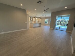 7080 Timberland Cir in Naples, FL - Building Photo - Building Photo