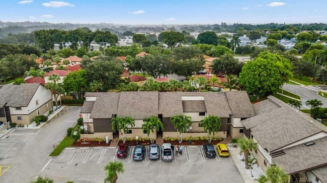 1665 Cabot Ln, Unit A3 in Wellington, FL - Building Photo - Building Photo