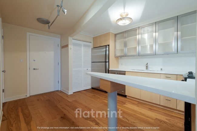 732 11th Ave E in Seattle, WA - Building Photo - Building Photo