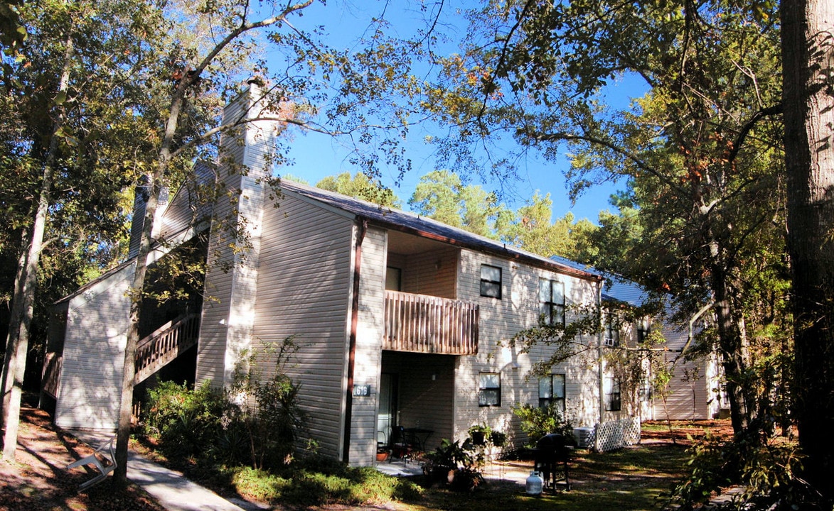 Quail Forest Apartments in Wilmington, NC - Foto de edificio