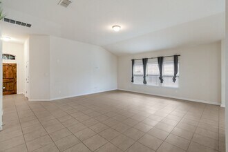 12318 Wagon Boss in San Antonio, TX - Building Photo - Building Photo