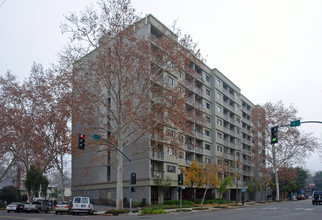 St. Francis Manor in Sacramento, CA - Building Photo - Building Photo