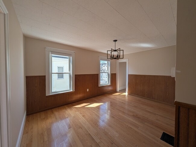 20 Fairmount St in Everett, MA - Building Photo - Building Photo