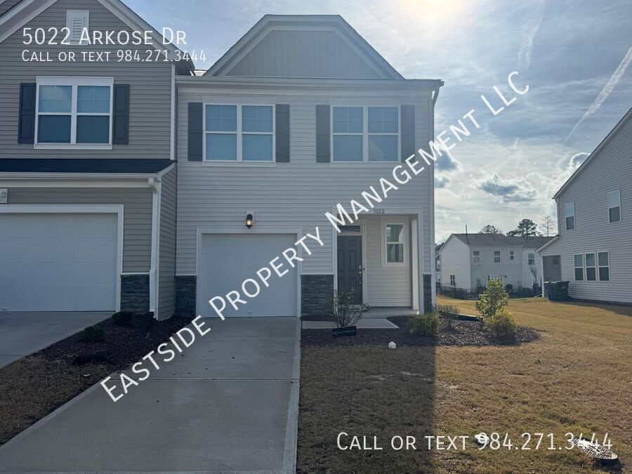 5022 Arkose Dr in Raleigh, NC - Building Photo