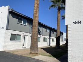 Dobbins Place in Glendale, AZ - Building Photo