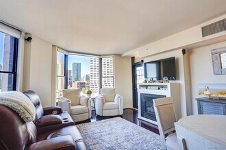 500 W Harbor Dr, Unit 1214 in San Diego, CA - Foto de edificio - Building Photo