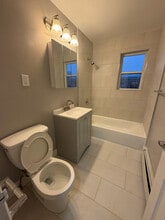 431 Park Ave, Unit C9 in Orange, NJ - Foto de edificio - Building Photo