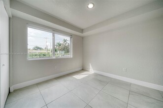 13150 Memorial Hwy in Miami, FL - Building Photo - Building Photo