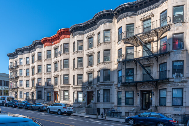 1518 Bedford Avenue in Brooklyn, NY - Foto de edificio - Building Photo