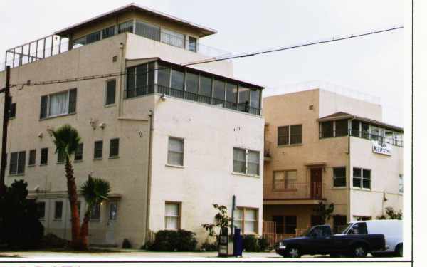 Cortez Heights Apartments in San Diego, CA - Building Photo - Building Photo