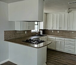 4400 Hodgkins Rd in Lake Worth, TX - Foto de edificio - Building Photo