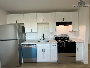 Christine Apartments in Tacoma, WA - Foto de edificio - Building Photo