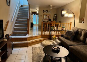 205 Rano Blvd in Vestal, NY - Building Photo