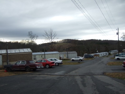 920 Old Dandridge Pike in Strawberry Plains, TN - Building Photo