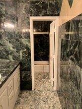 6160 Whitsett Ave in North Hollywood, CA - Building Photo - Building Photo