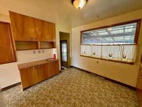 6704 N Wall St in Spokane, WA - Building Photo - Building Photo