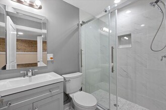 1635 N Ashland Ave, Unit g in Chicago, IL - Building Photo - Building Photo