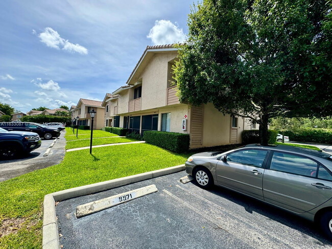 9971 W Atlantic Blvd in Coral Springs, FL - Building Photo - Building Photo