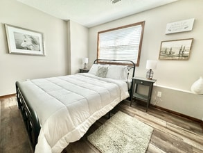 12245 SW Ann Ct in Tigard, OR - Building Photo - Building Photo