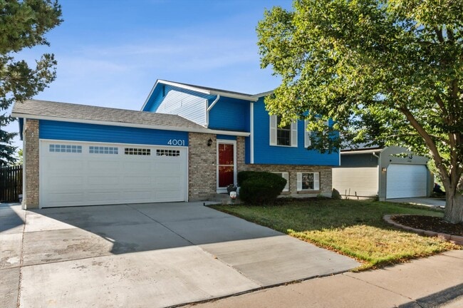 4001 S Flanders Way in Aurora, CO - Building Photo - Building Photo