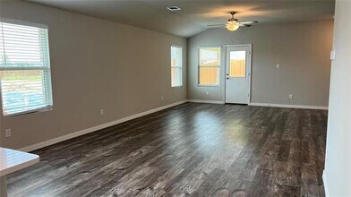 3242 Deckard Dr in Royse City, TX - Building Photo - Building Photo