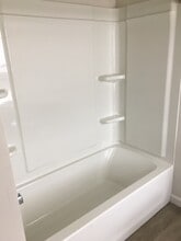 424 Creek Farm Road, Unit 1BD Studio Unit 2 in Colchester, VT - Building Photo - Building Photo