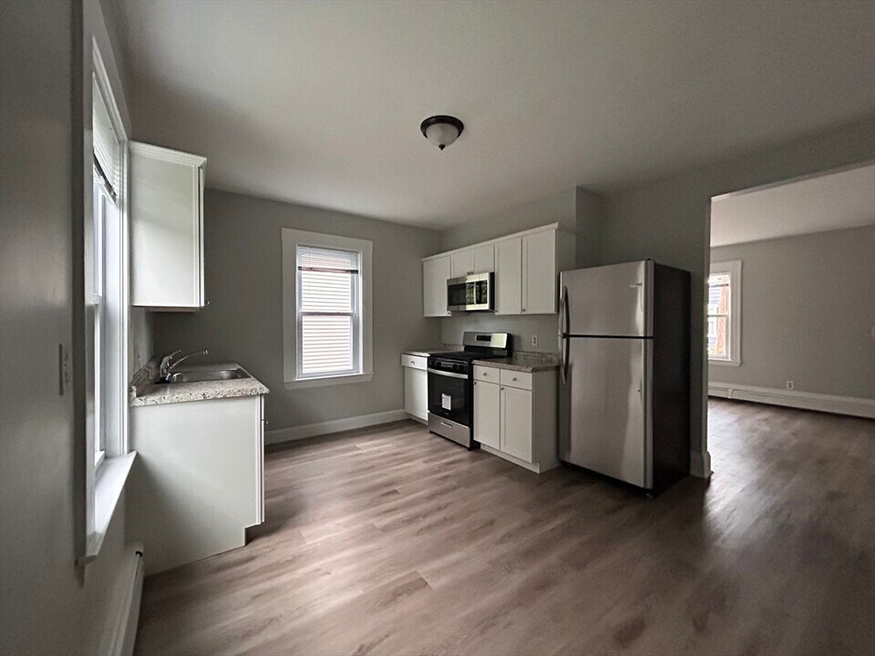 6 Swetts Ct in Watertown, MA - Foto de edificio