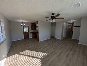 5424 Vly Rdg Dr in Redding, CA - Building Photo - Building Photo