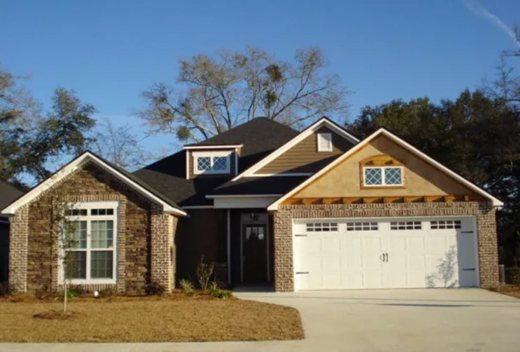 4103 Glen Laurel Dr E in Valdosta, GA - Foto de edificio