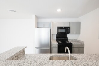 Dunhill Flats in Knoxville, TN - Foto de edificio - Building Photo