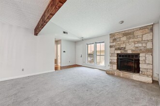 1603 Cinnamon Path in Austin, TX - Building Photo - Building Photo