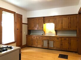 553 E Dover St, Unit UPPER