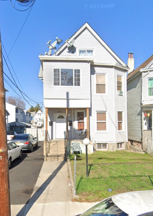 158 Sherman St in Passaic, NJ - Building Photo