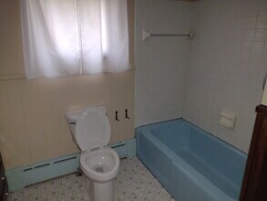 101 Behm Rd, Unit 101 Lower in West Falls, NY - Building Photo - Building Photo